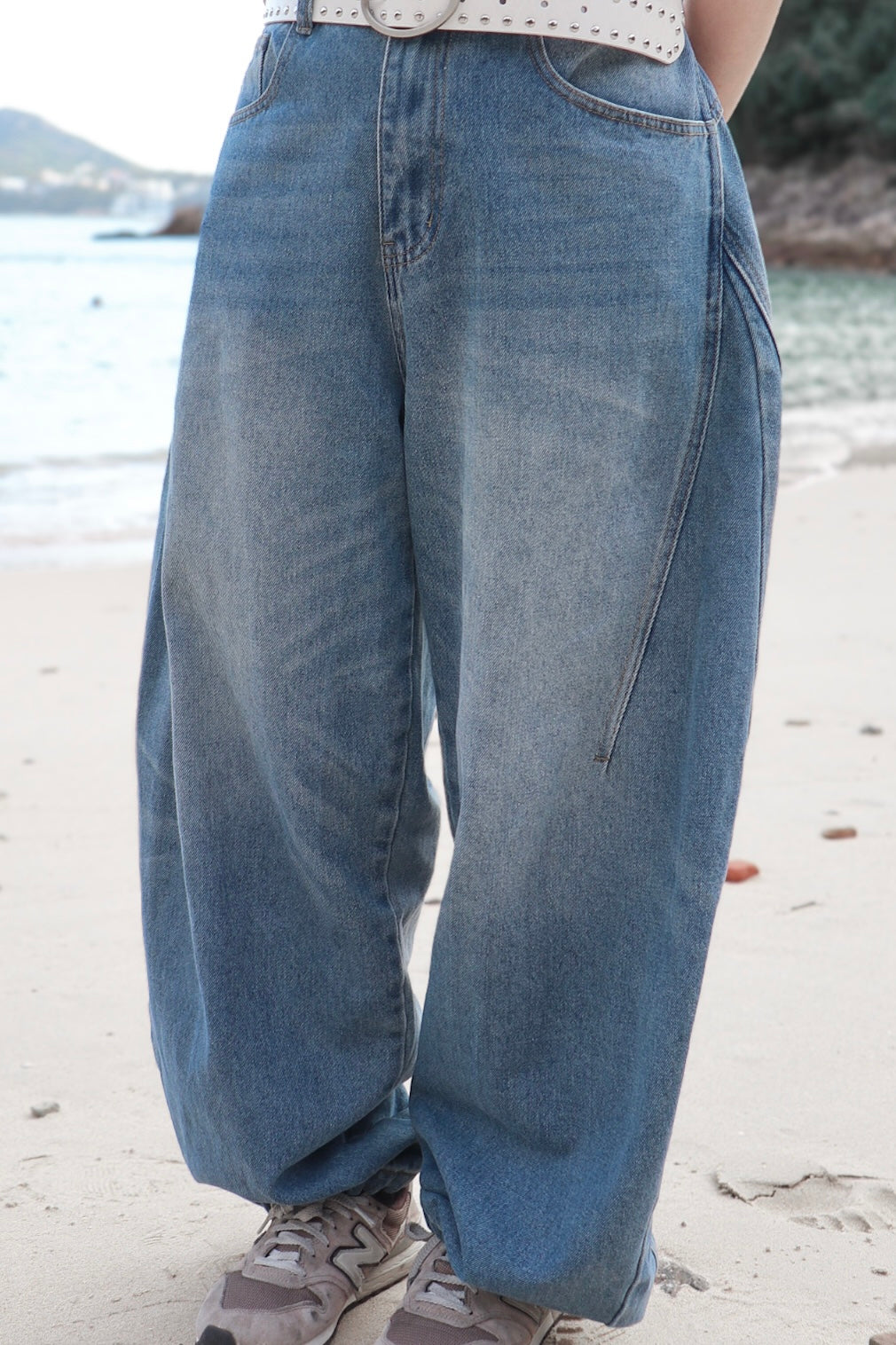 Side Barrel Jeans ( Blue Denim )