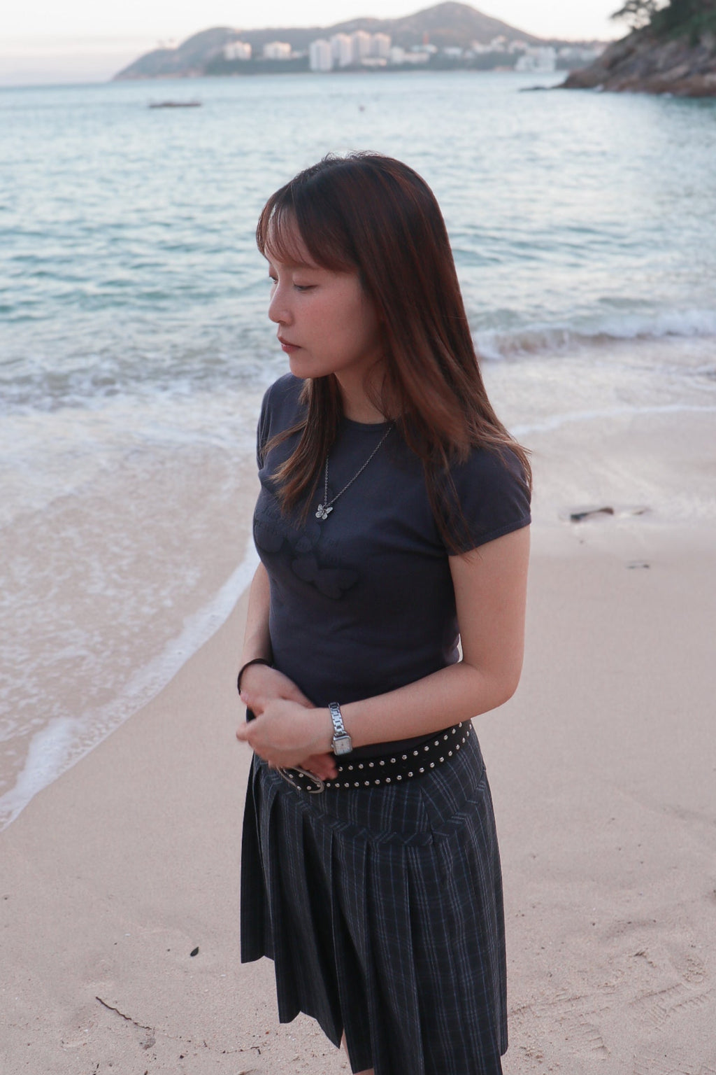 Butterfly Slim-Cut Tee ( Charcoal )