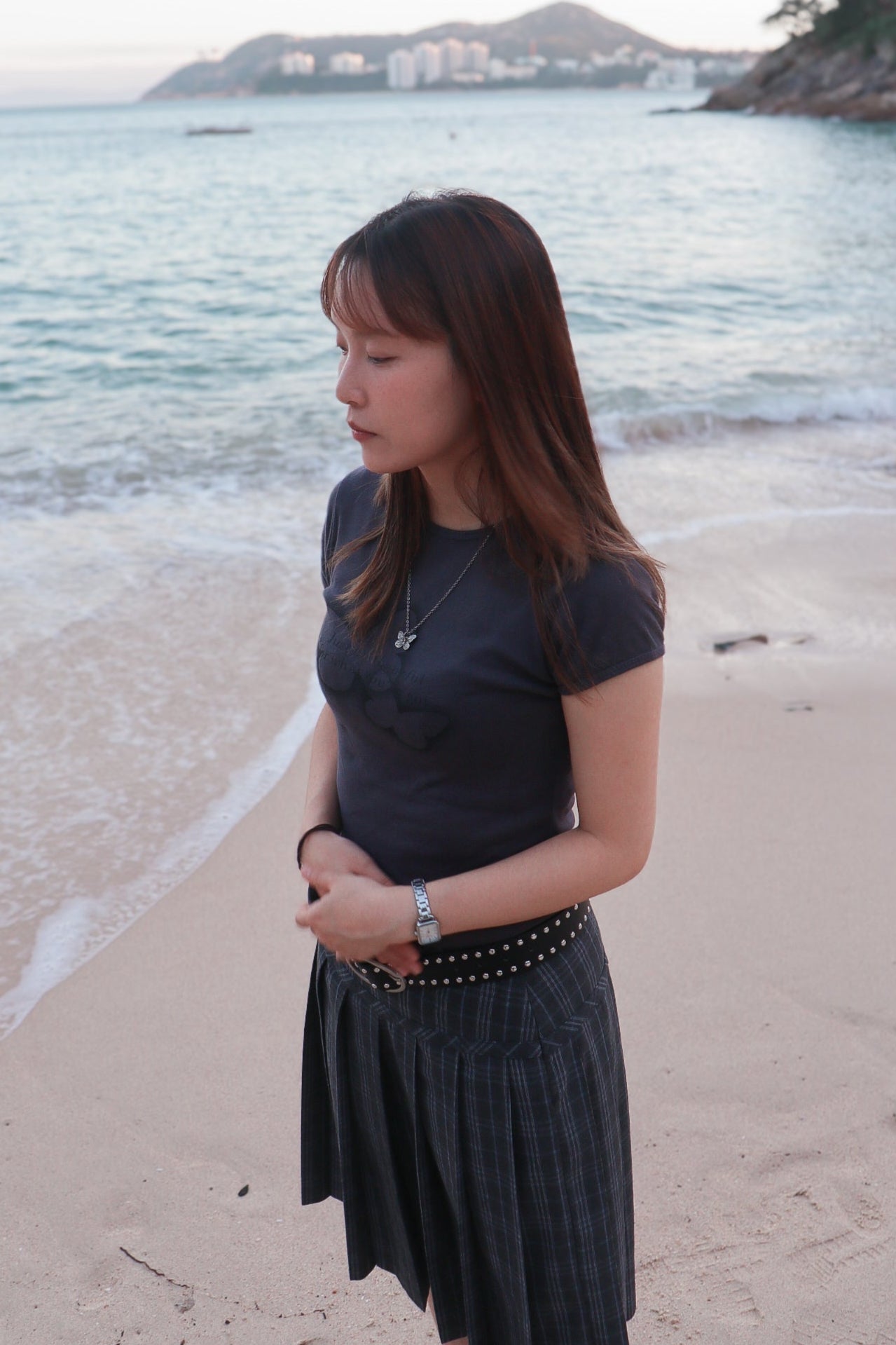 Butterfly Slim-Cut Tee ( Charcoal )