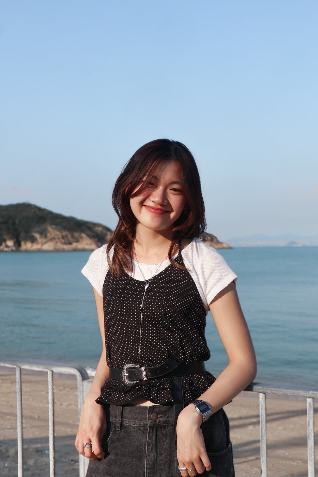 Ruffle Dotted Vest ( Black )