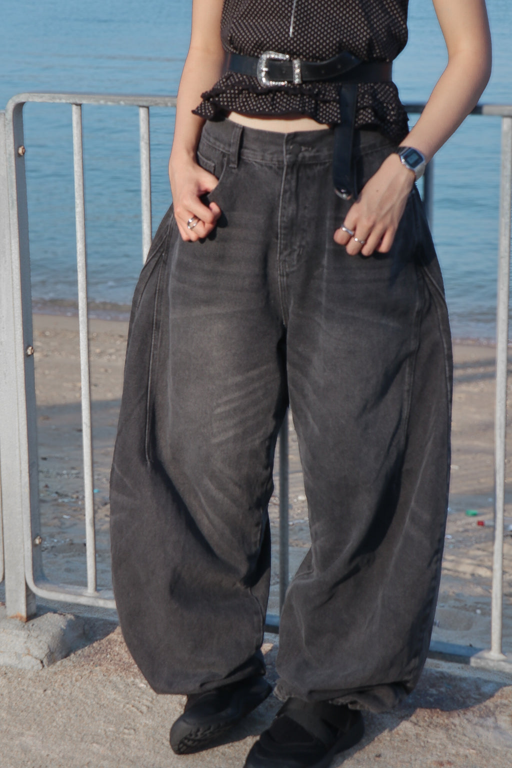 Side Barrel Jeans ( Charcoal )