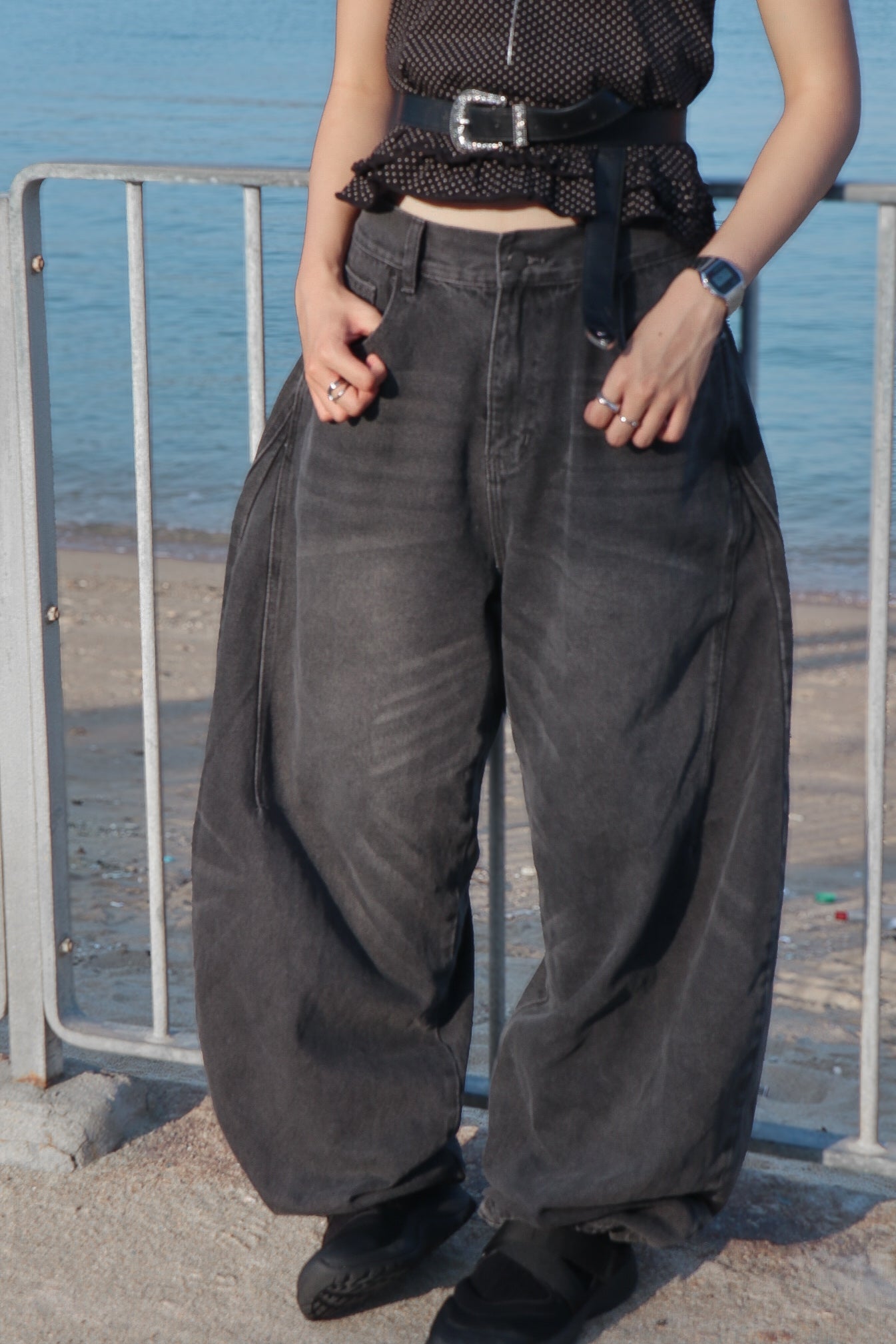 Side Barrel Jeans ( Charcoal )