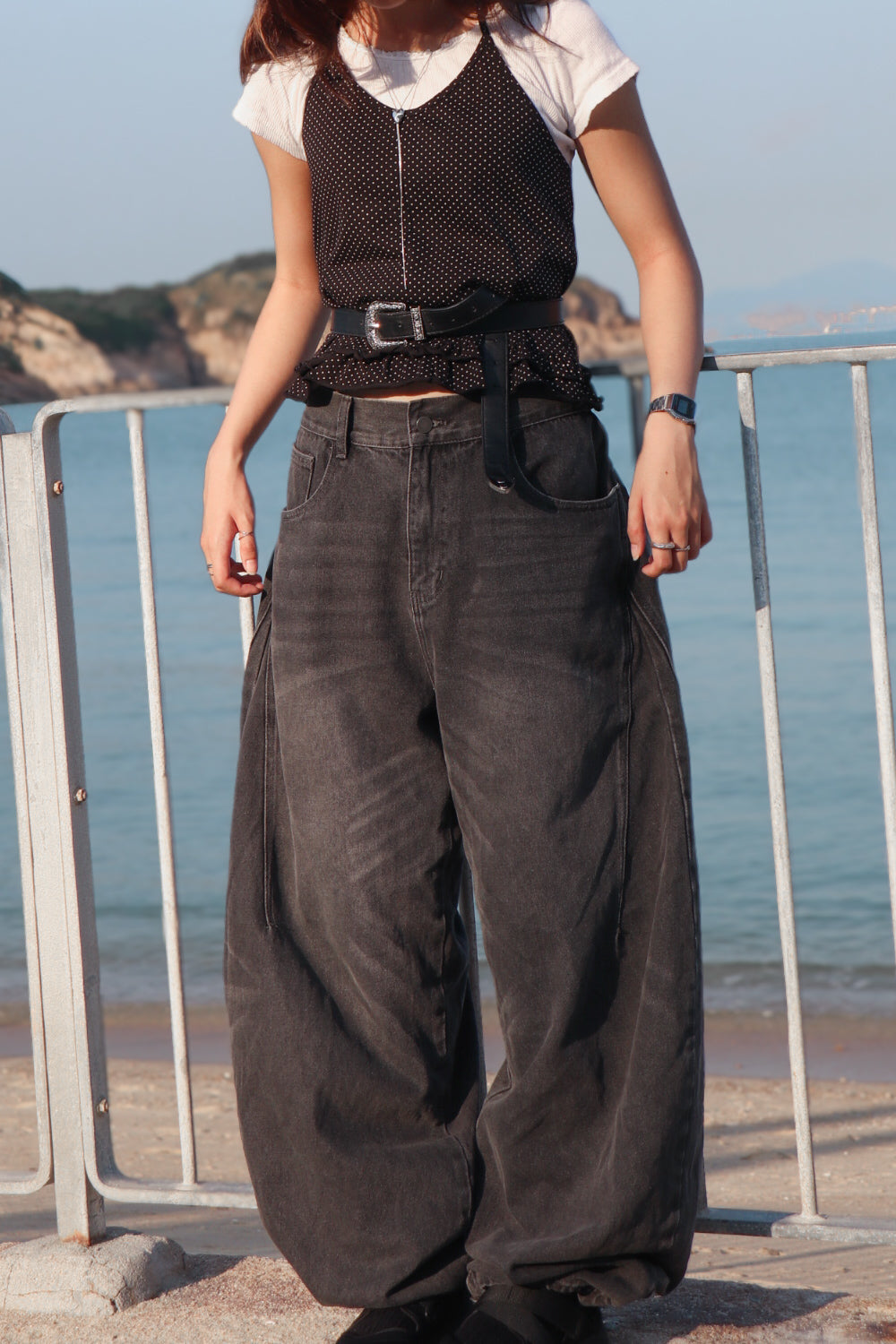 Side Barrel Jeans ( Charcoal )