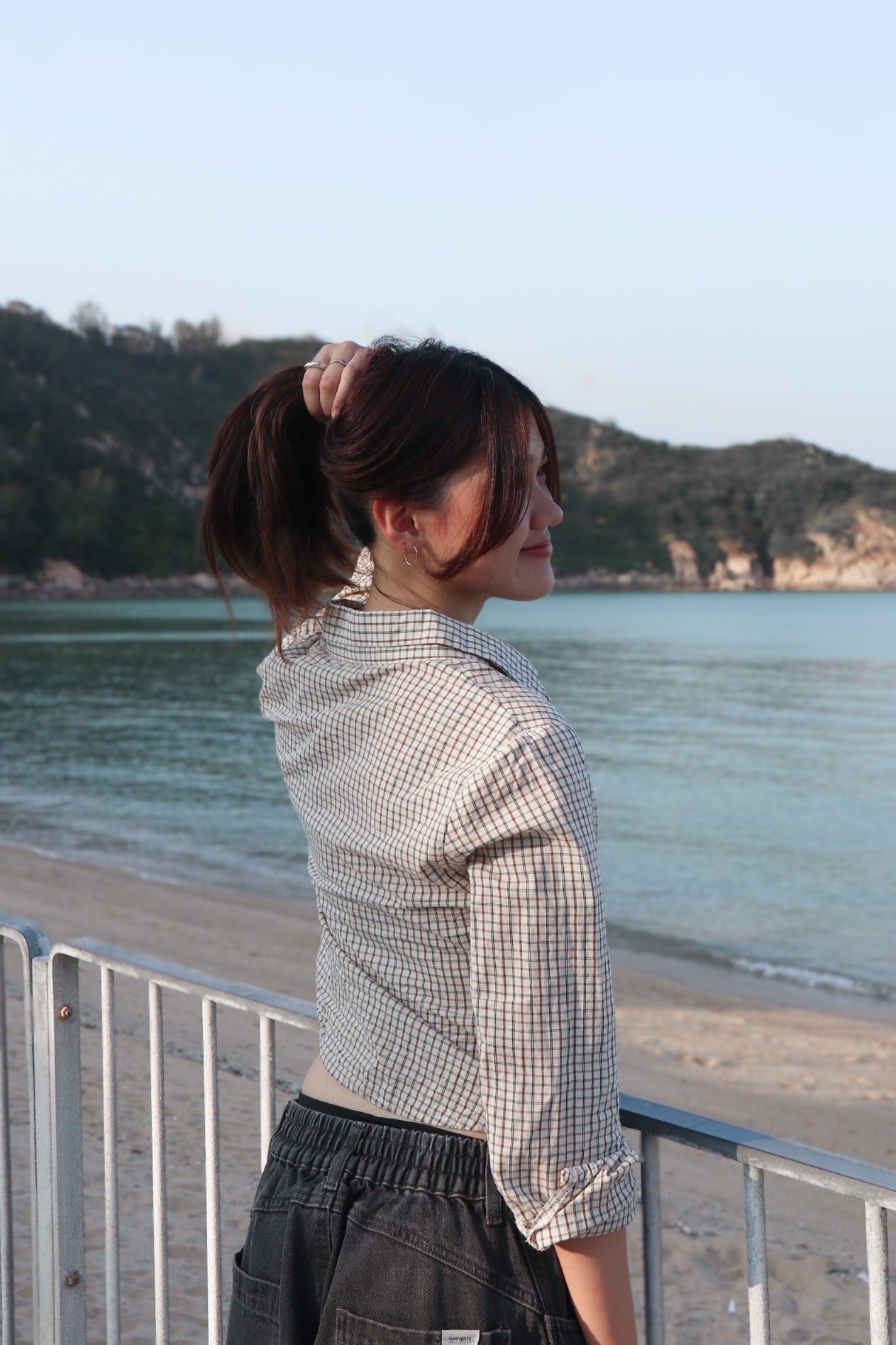 Mono Checked Cropped Shirt ( Beige )