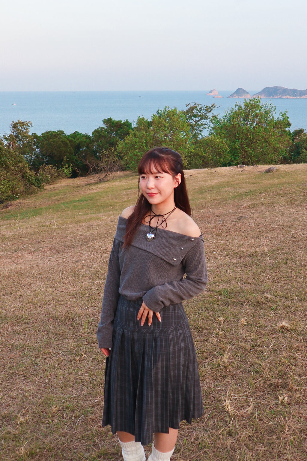 STAR Off-Shoulder Sweatshirt (Grey)